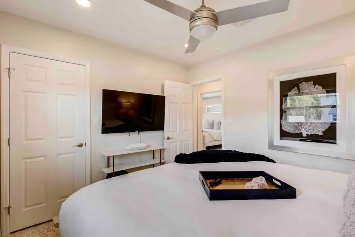 BR #3 - King Bed