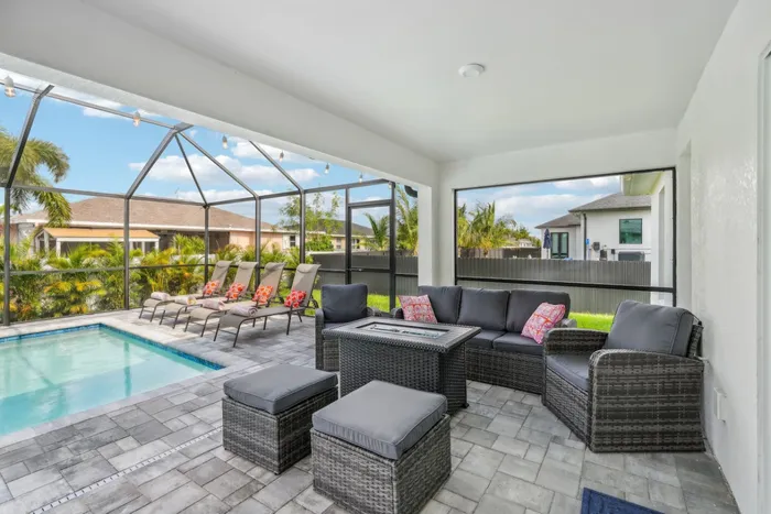 Lanai at Cape House