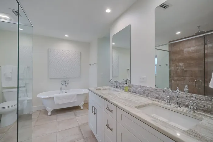Bath at Casa Azul